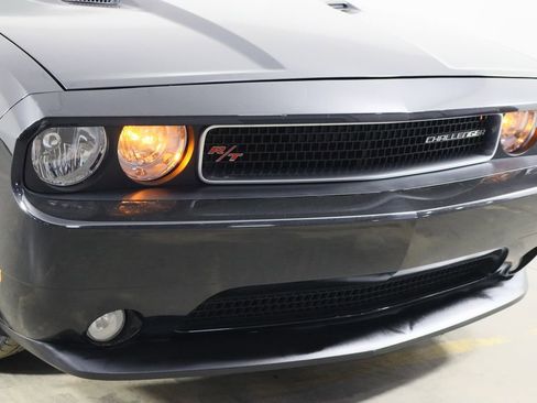 Used 2013 Dodge Challenger R/T Plus image 34