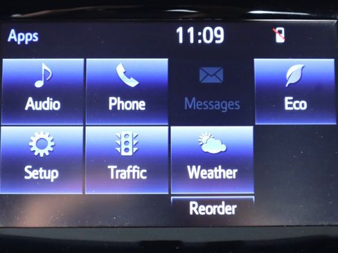 Used 2017 Toyota Camry SE FWD image 18