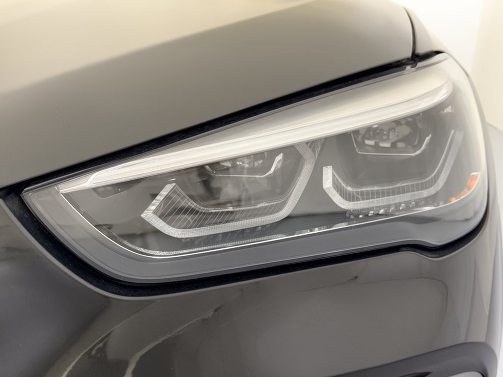 Used 2020 BMW X1 sDrive28i w/ Premium Package FWD image 12