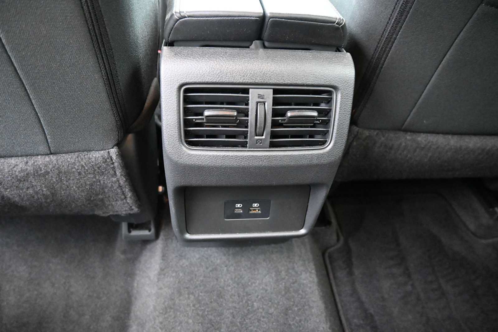 Used 2023 Nissan Rogue SV AWD/4WD image 14