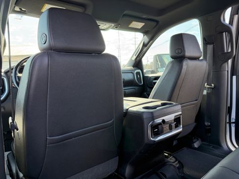 Used 2022 GMC Sierra 2500 AT4 w/ AT4 Preferred Package image 31