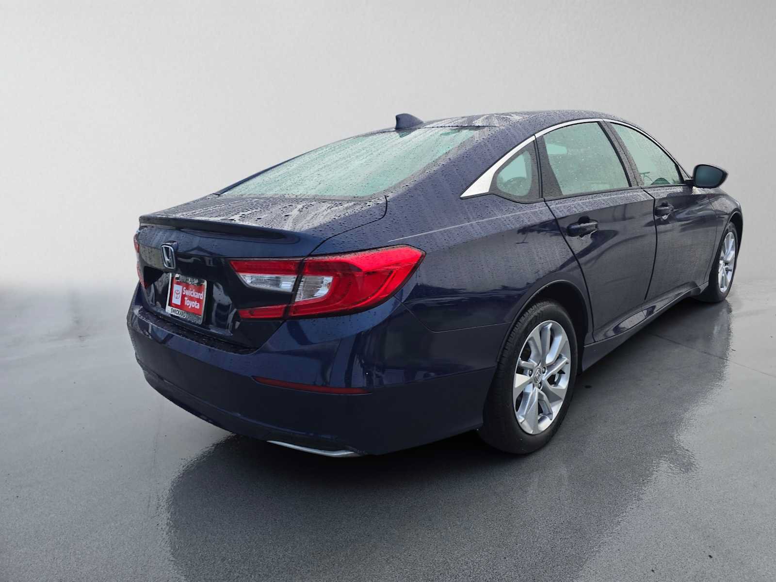 Used 2019 Honda Accord LX image 3