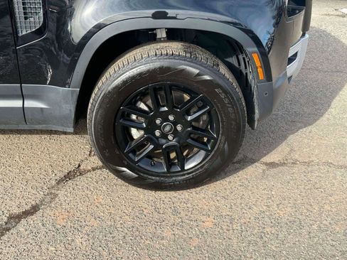 Used 2025 Land Rover Defender 110 S image 6