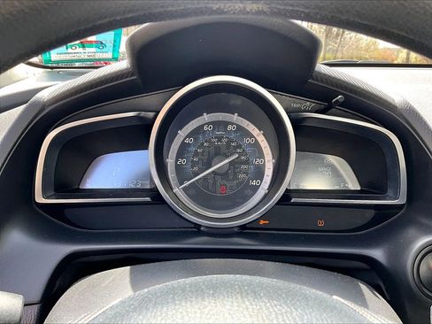 Used 2017 Toyota Yaris iA image 17