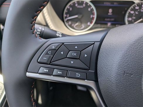 New 2025 Nissan Sentra SR w/ Midnight Edition image 16