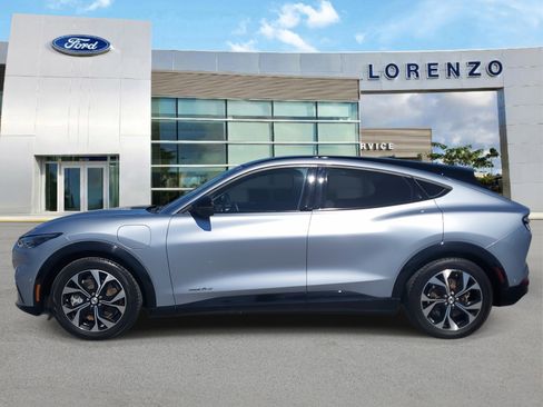 Used 2022 Ford Mustang Mach-E Premium image 8