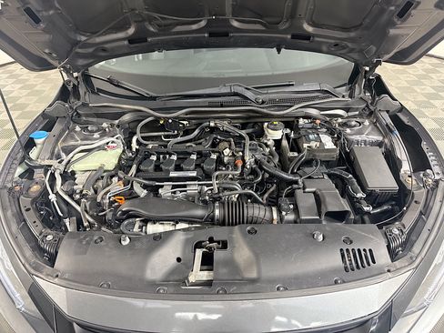 Used 2019 Honda Civic Touring image 39