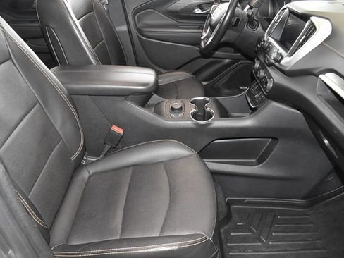Used 2019 GMC Terrain SLT w/ Infotainment Package II AWD/4WD image 10