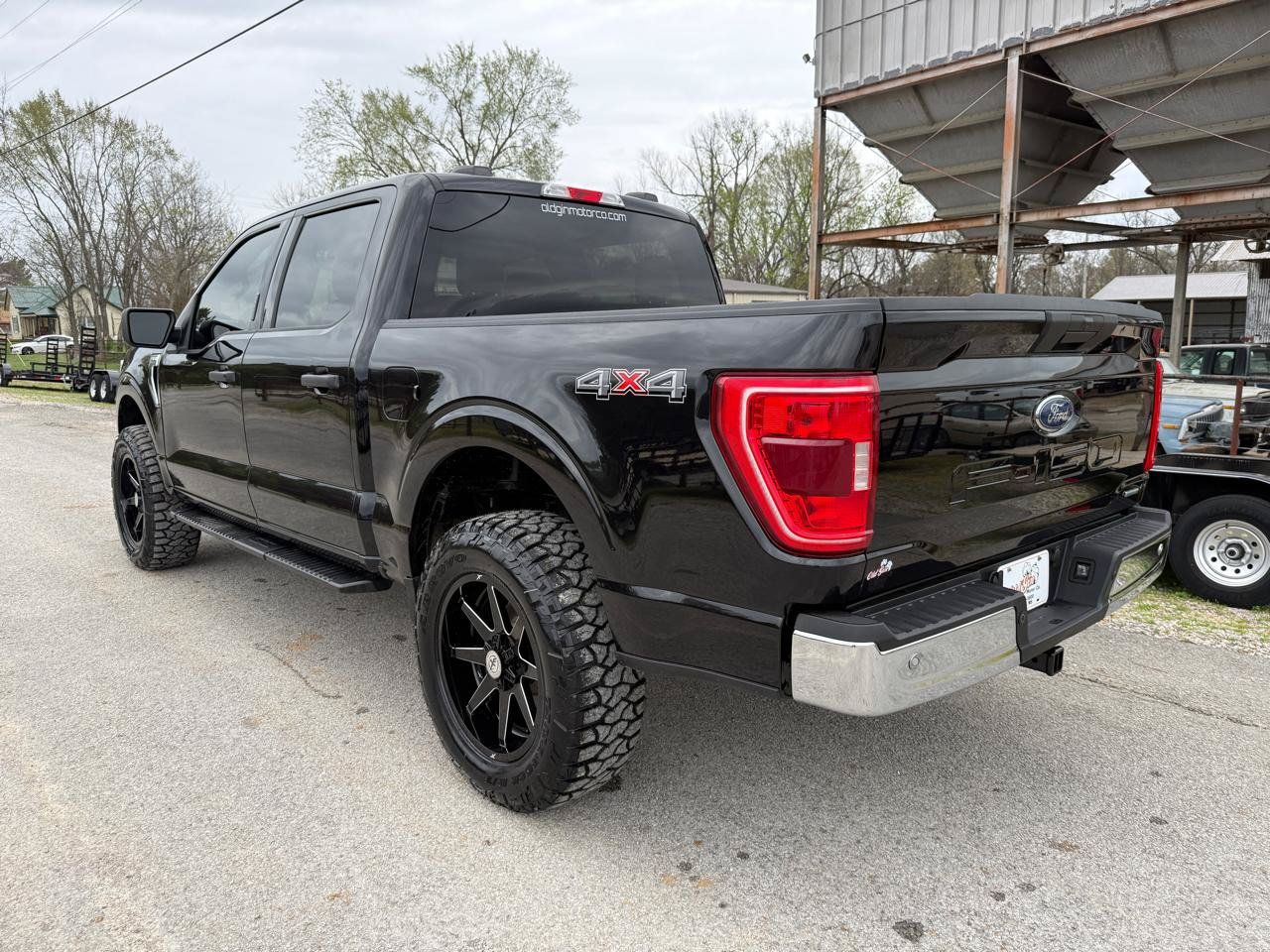 Used 2022 Ford F150 XLT w/ Equipment Group 301A Mid AWD/4WD image 3