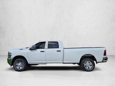 New 2026 RAM 2500 Tradesman w/ Chrome Appearance Group AWD/4WD image 5
