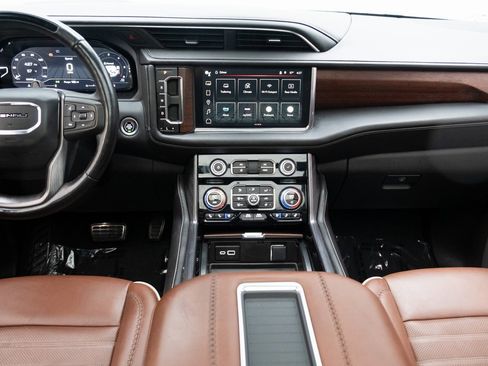 Used 2023 GMC Yukon XL Denali Ultimate image 23