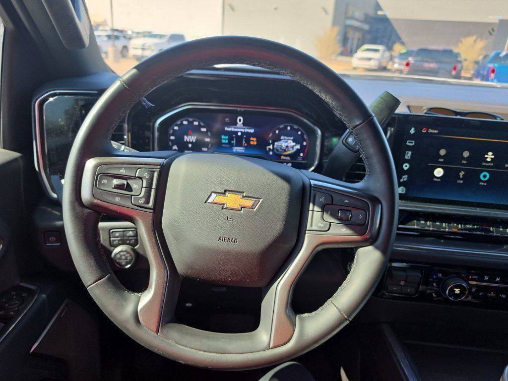 Used 2024 Chevrolet Silverado 3500 High Country w/ High Country Premium Package AWD/4WD image 23