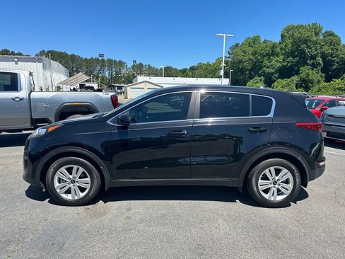 Used 2019 Kia Sportage LX FWD image 4
