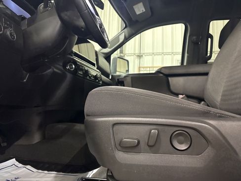 Used 2025 Chevrolet Silverado 2500 LT w/ Convenience Package AWD/4WD image 20
