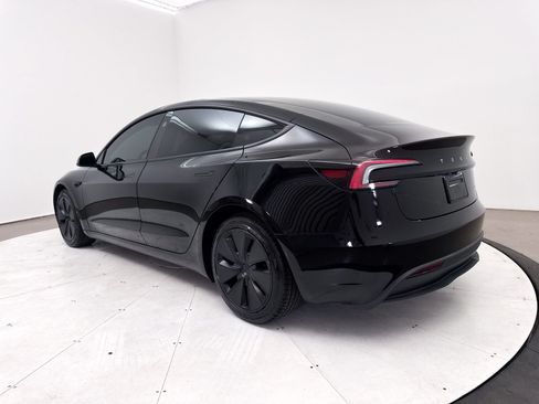 Used 2025 Tesla Model 3 Long Range AWD/4WD image 16
