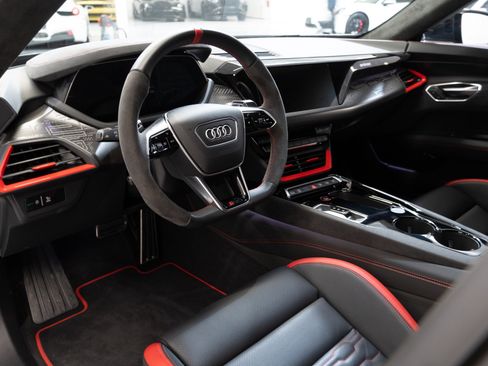 Used 2023 Audi RS e-tron GT AWD/4WD image 21