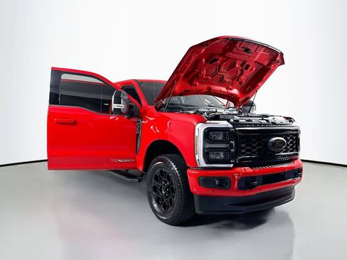 Used 2026 Ford F350 Lariat w/ Black Appearance Package AWD/4WD image 24