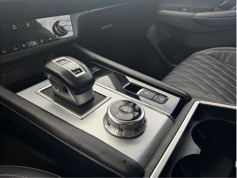 Used 2023 Mitsubishi Outlander SEL image 21