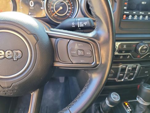 Used 2021 Jeep Wrangler Unlimited Sport image 17