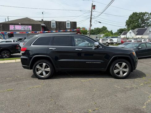 Used 2016 Jeep Grand Cherokee Limited w/ Trailer Tow Group IV AWD/4WD image 10