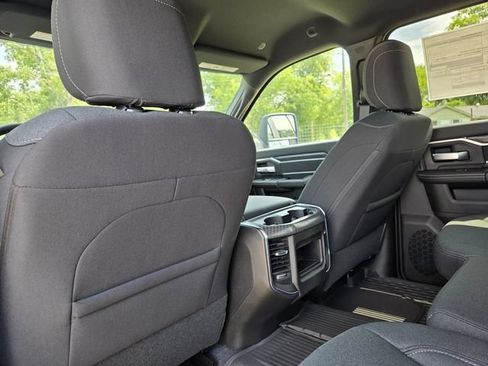 New 2026 RAM 2500 Big Horn AWD/4WD image 31