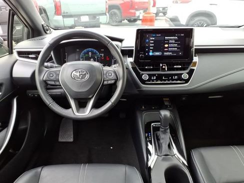 Certified 2025 Toyota Corolla XSE image 19