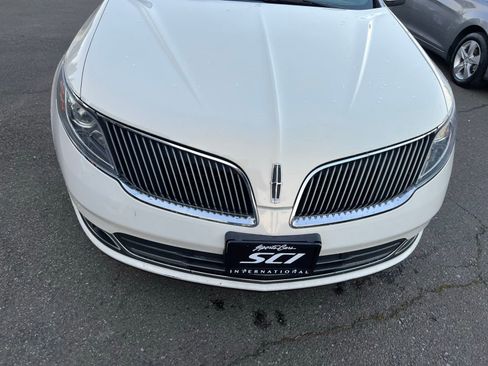 Used 2013 Lincoln MKS AWD image 9
