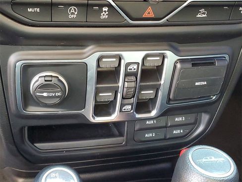 Used 2020 Jeep Gladiator Sport w/ Quick Order Package 24S image 19