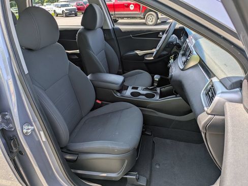 Used 2020 Kia Sorento LX AWD/4WD image 21