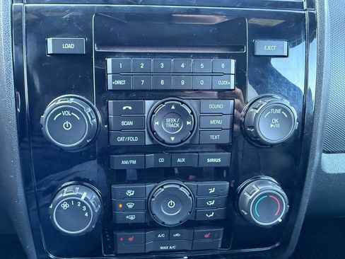 Used 2011 Ford Escape Limited image 33