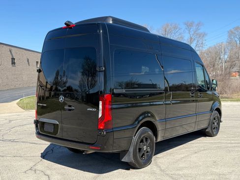 Used 2021 Mercedes-Benz Sprinter 2500 image 8