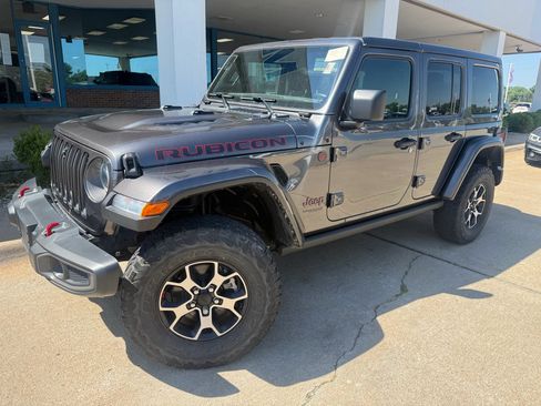 Used 2022 Jeep Wrangler Unlimited Rubicon w/ Cold Weather Group AWD/4WD image 2