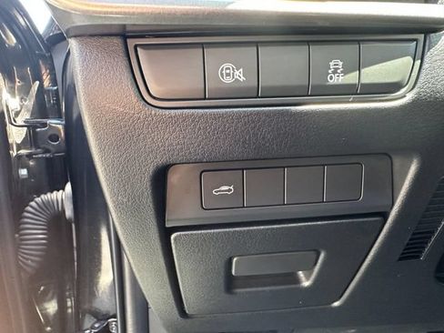 Used 2024 MAZDA MAZDA3 s FWD image 11