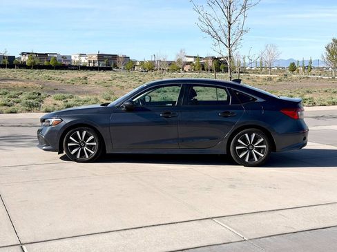 Used 2023 Honda Civic EX image 4