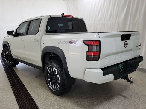 Used 2024 Nissan Frontier PRO-4X w/ Off-Road Protection Package AWD/4WD image 8