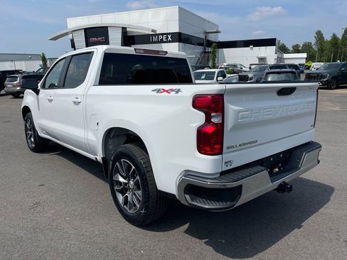 Used 2023 Chevrolet Silverado 1500 LT image 3