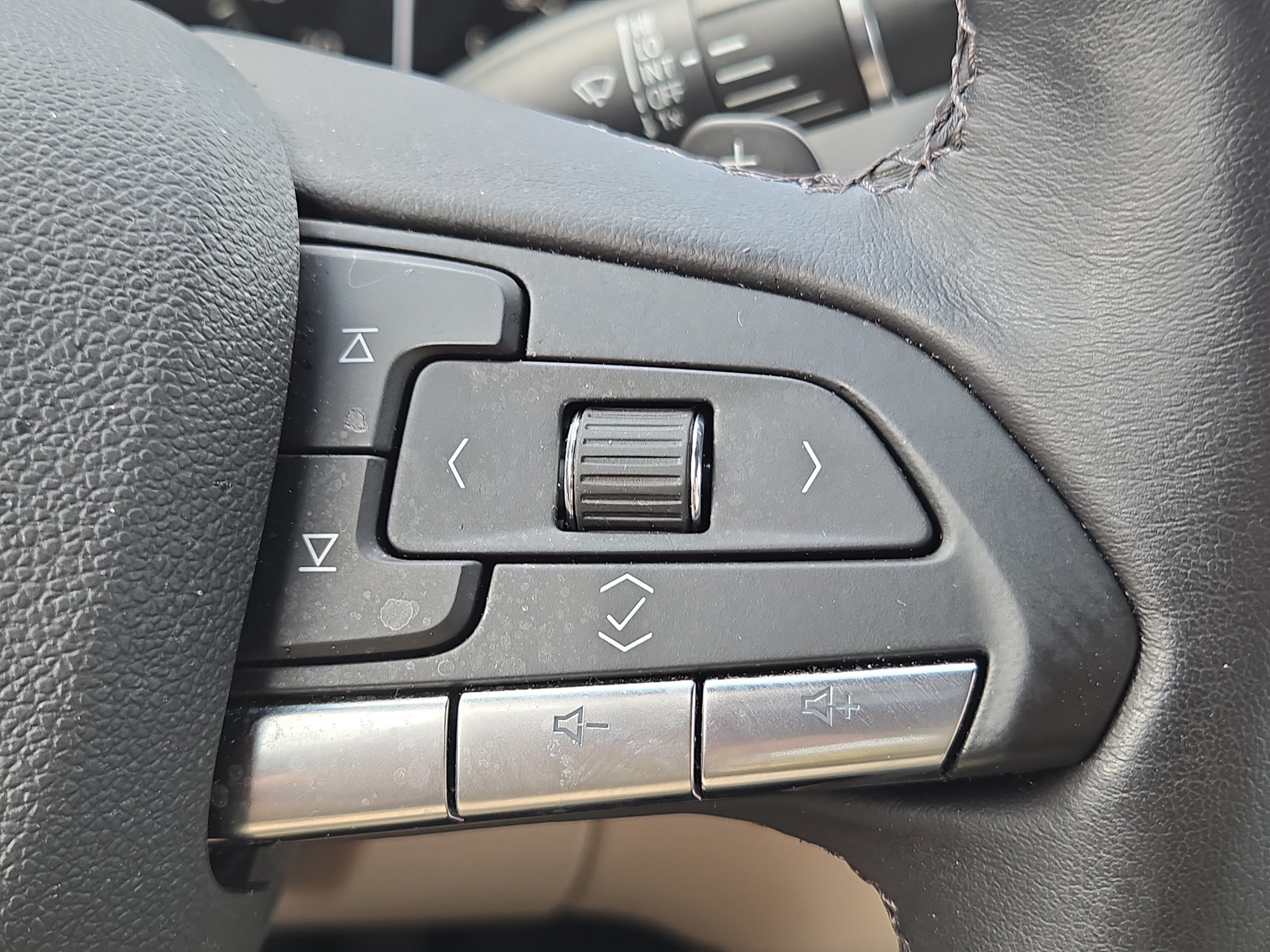 Certified 2025 Cadillac CT4 Luxury w/ Sun And Sound Package RWD image 24