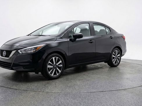 Used 2025 Nissan Versa SV FWD image 3
