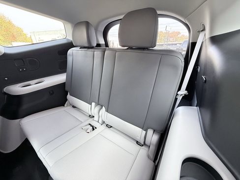 New 2026 Hyundai Ioniq 9 Limited image 29