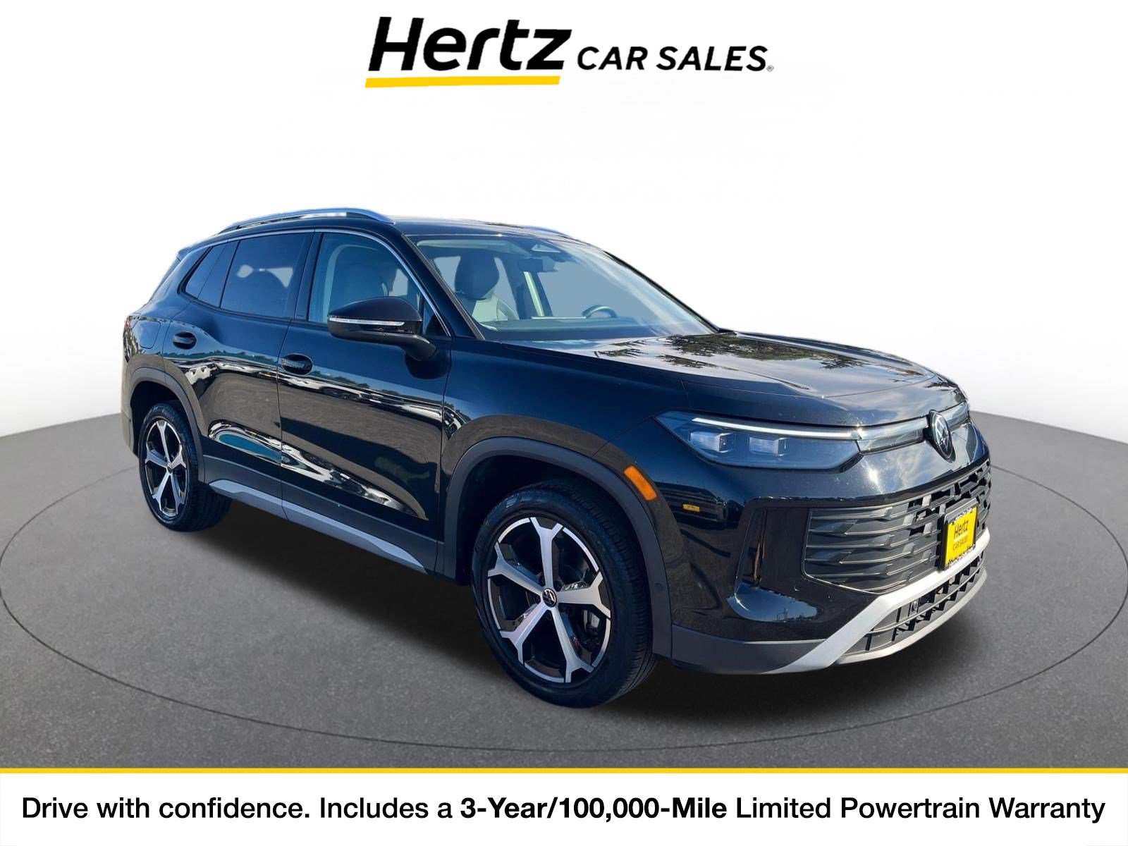 Used 2026 Volkswagen Tiguan SE AWD/4WD image 1