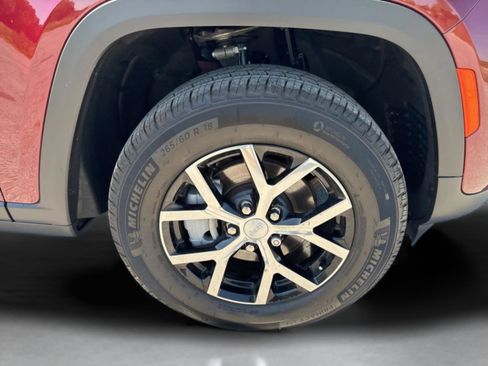 Used 2025 Jeep Grand Cherokee Limited w/ Trailer Tow Package image 41