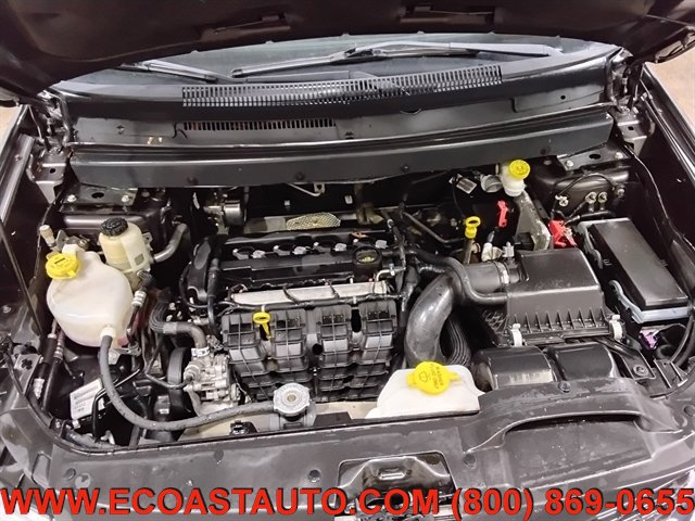 Used 2018 Dodge Journey SE w/ Connectivity Group FWD image 9