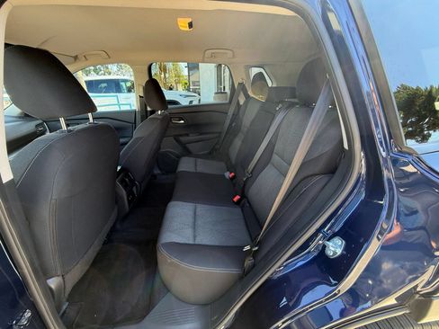 Used 2025 Nissan Rogue SV FWD image 24