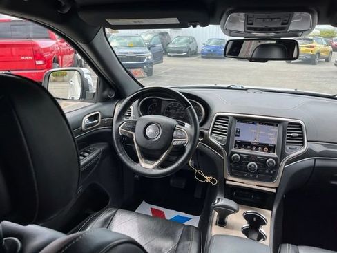 Used 2015 Jeep Grand Cherokee Overland AWD/4WD image 40