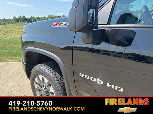 New 2025 Chevrolet Silverado 2500 Custom w/ Custom Value Package image 14