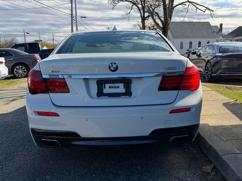 Used 2013 BMW 750i xDrive AWD/4WD image 7