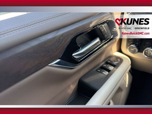 New 2026 GMC Yukon XL Denali image 34