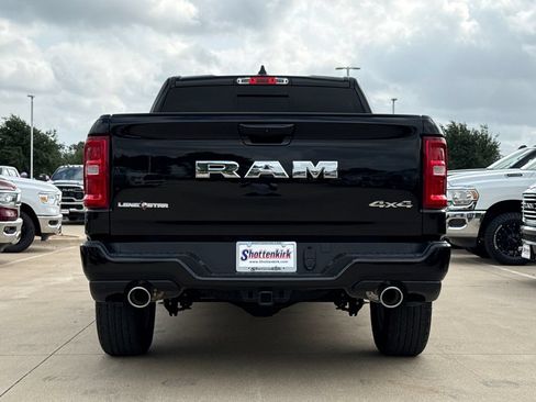 New 2026 RAM 1500 4x4 Crew Cab image 8