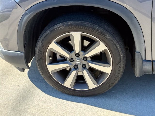 Used 2023 Honda Pilot Elite image 6