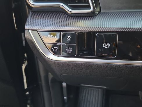 Used 2024 Kia Sportage SX Prestige image 22